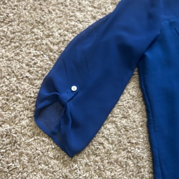 Express Portofino Style 3/4 Sleeve V-neck Chiffon Blouse, Blue, Large - Picture 4 of 6